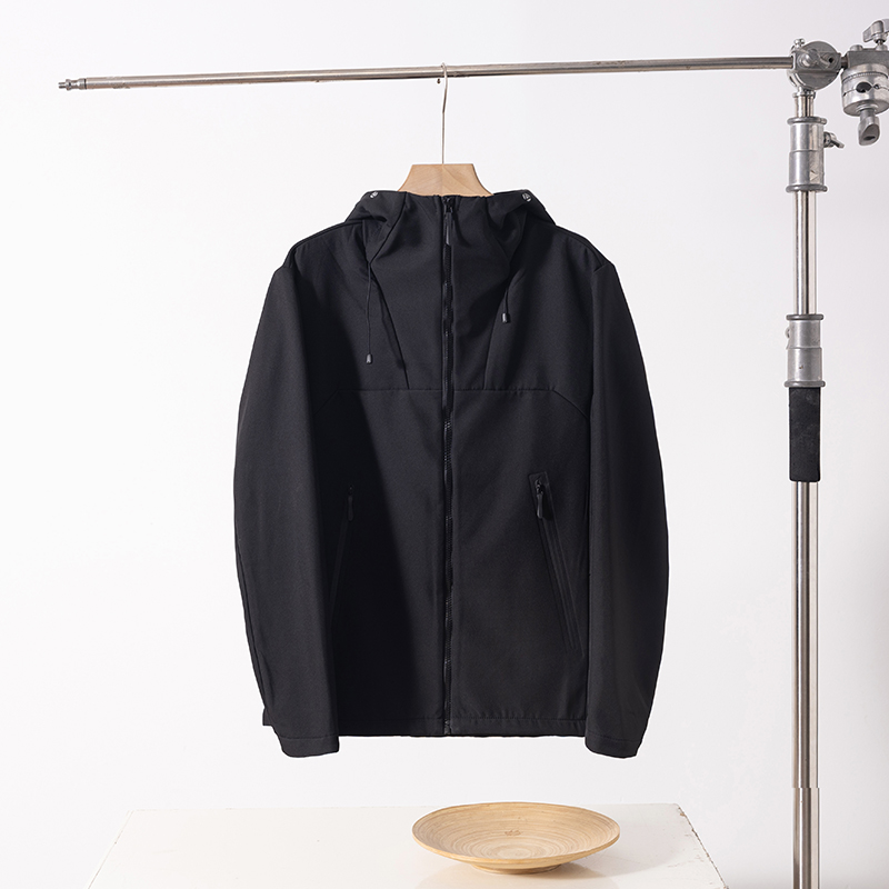 고품질의 세련된 디자인을 갖춘 아웃도어 캐주얼 트렌디  - Windbreak Shell Jacket 리뷰 및 가격