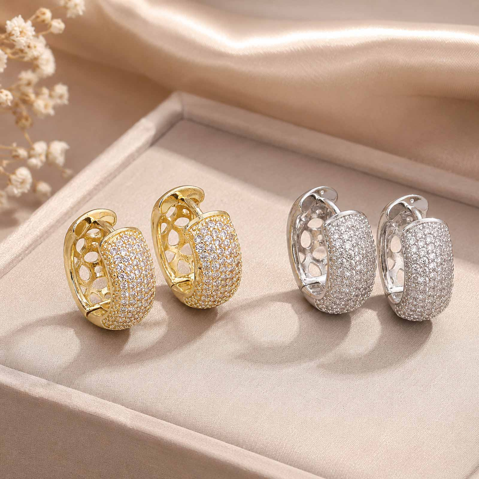 여성용 클래식 큐빅 지르코니아 귀걸이 기하학적 오픈워크 - Street Fashion Earrings 리뷰 및 가격