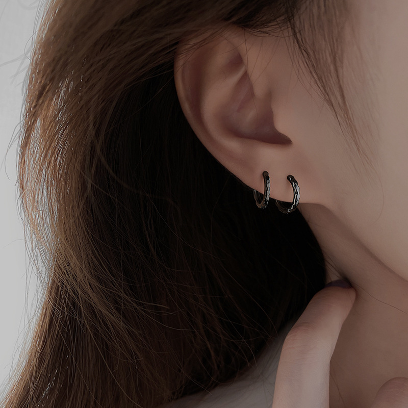 남자/여자를위한 1 쌍 펑크 작은 후프 귀걸이 블랙 실 - Street Fashion Earrings 리뷰 및 가격